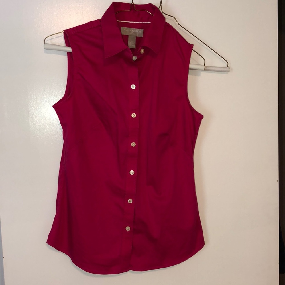 Banana Republic sleeveless button down